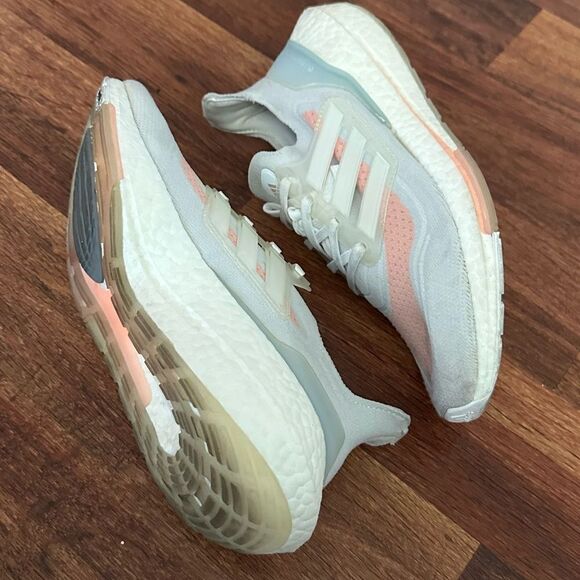 Adidas Boost White and Pink Sneakers size 7.5 - Picture 4 of 9